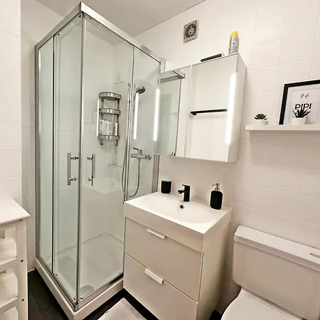 Schick Und Freundlich, Zentral, Modernes - C5